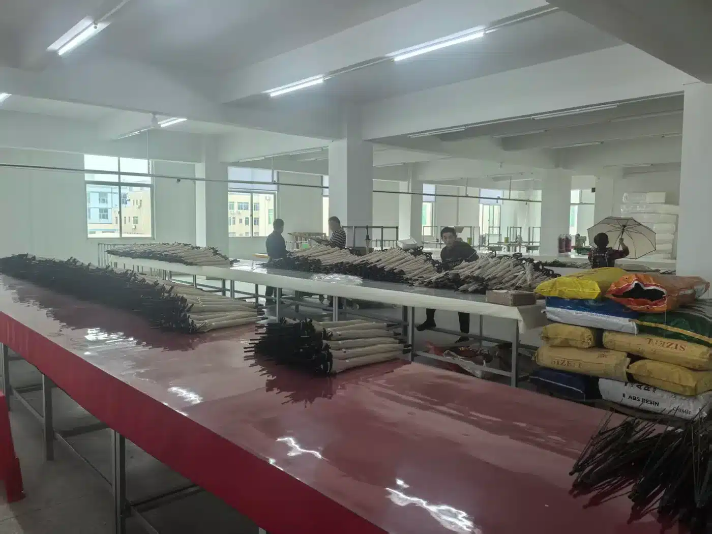 Umbrella factory workshop for quotation and sample planning